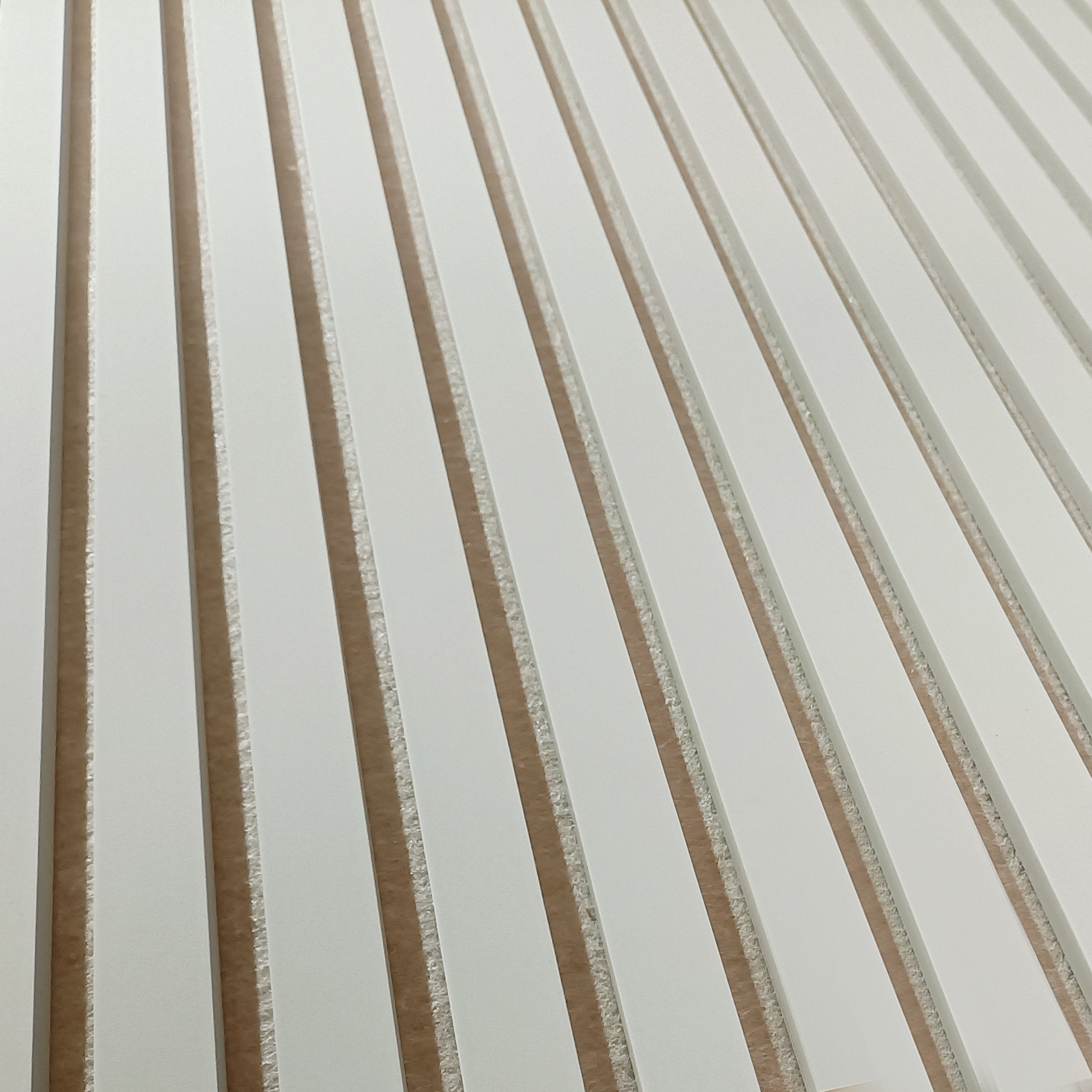 Akoestische wandpanelen - 280 x 60 cm - Beige mat met beige vilt - Lattenwand - Akupanel 3